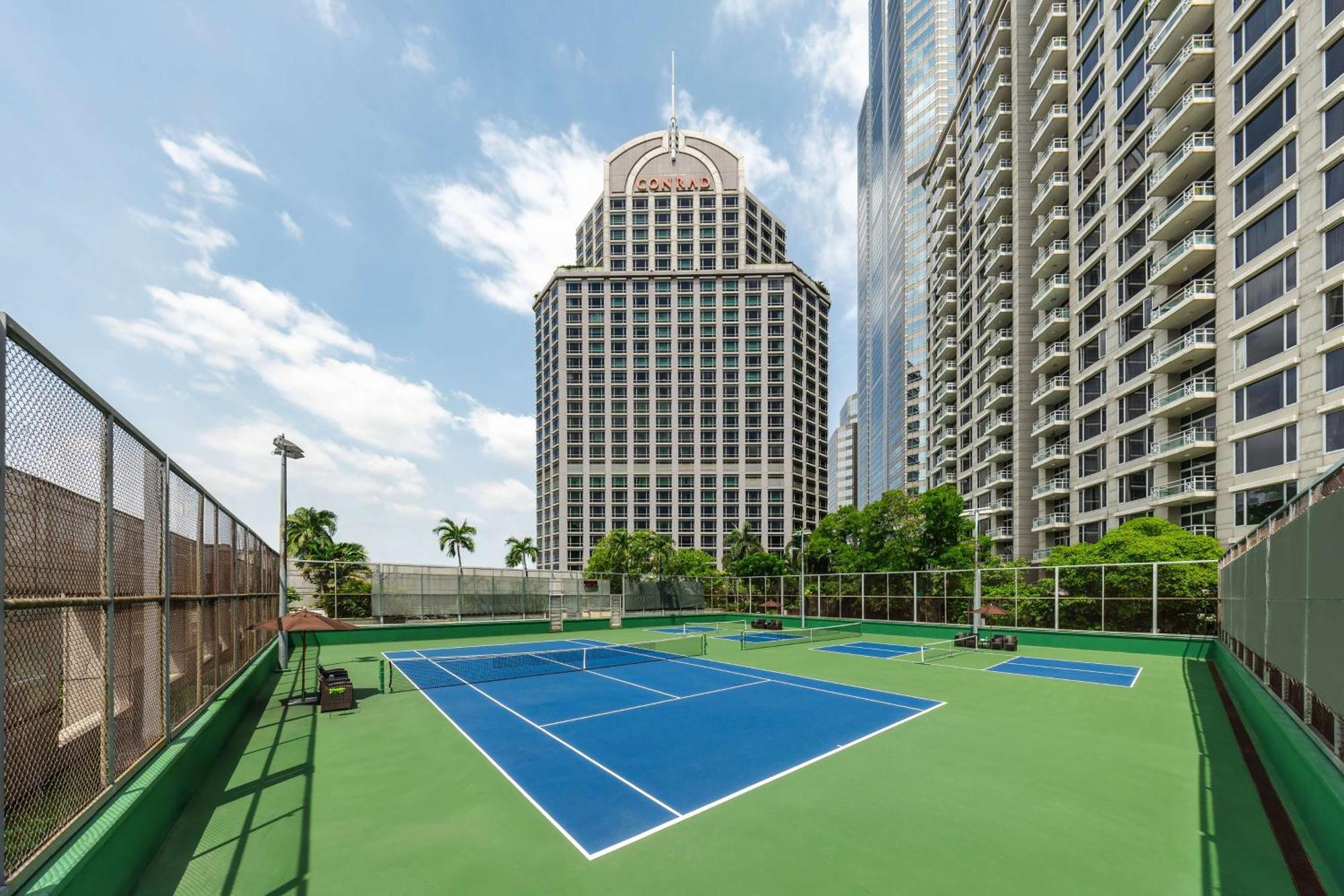 Conrad Bangkok Hotel Exterior photo